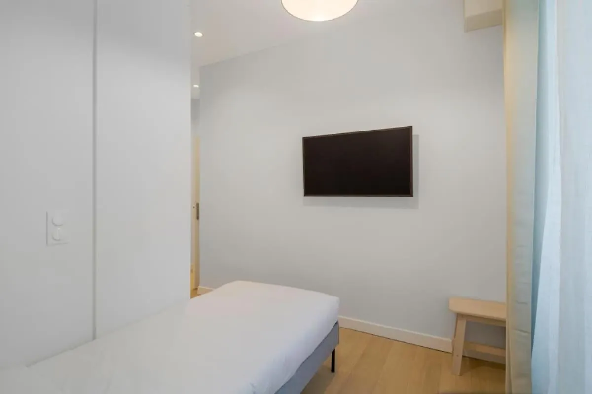 Mobility Lease - La Fayette - 8 People Apartment Paris